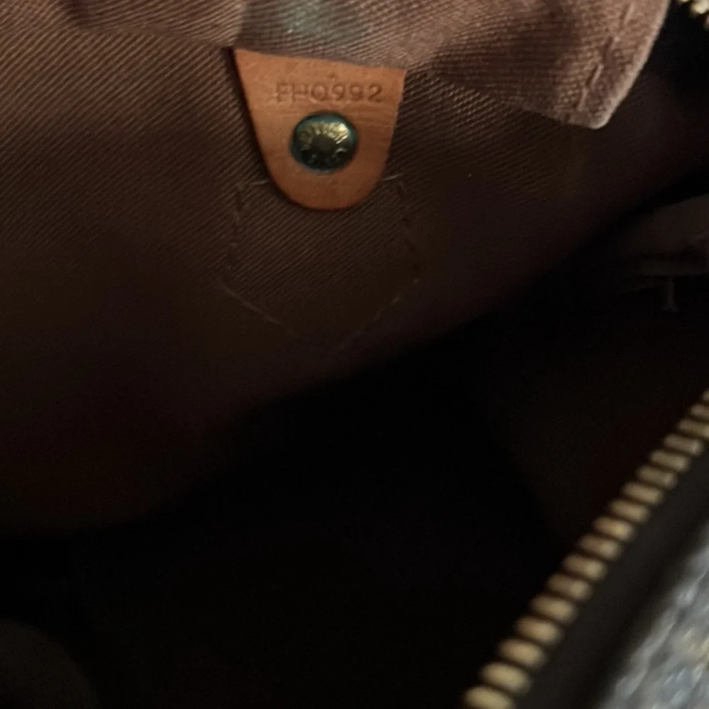 Louis Vuitton Multicolor Monogram Satchel Speedy 25 in excellent condition. - Picture 4 of 6